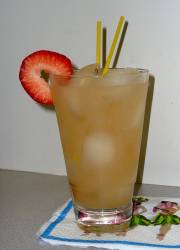 acai-grapefruit-cooler2.jpg